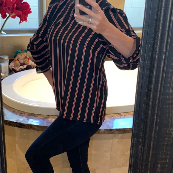 Black and Red Romantic Sleeve Blouse - Picture 2 of 7